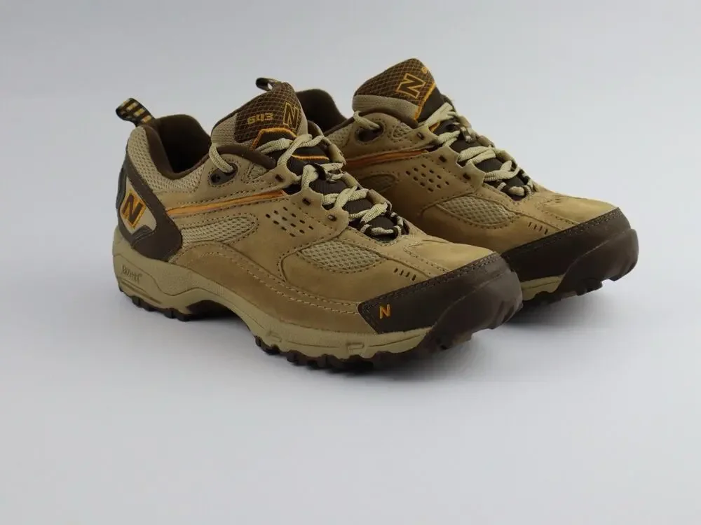 New Balance 643 Trail Walking Hike Shoes MW643BR Brown Tan Suede Women's 9